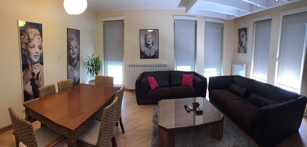 Vip Apartment Beograd Esterno foto